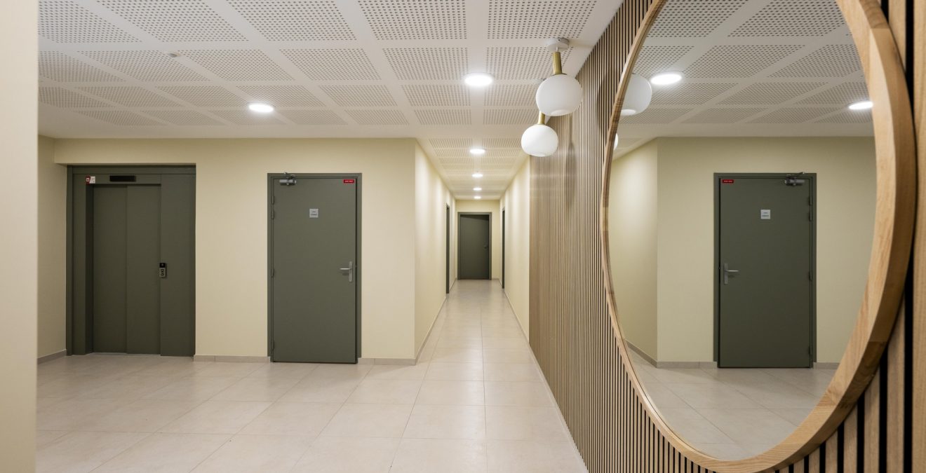 entrée terrasse logement neuf St Bernard